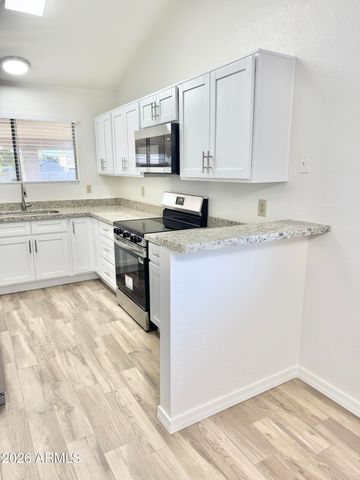 7145 W SIERRA VISTA Drive, Glendale, AZ 85303