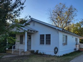 1007 Lackey Street, Brownwood, TX 76801
