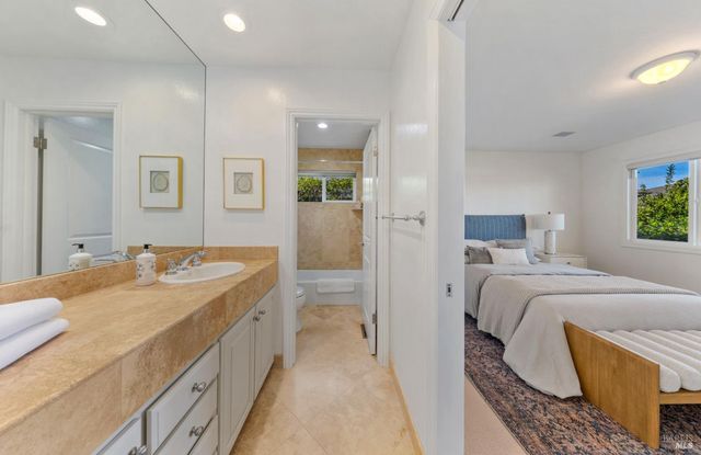 217 Jamaica St, Tiburon, CA 94920