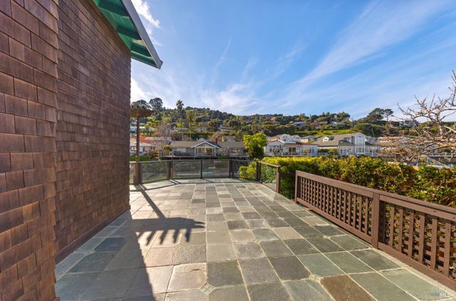 217 Jamaica St, Tiburon, CA 94920