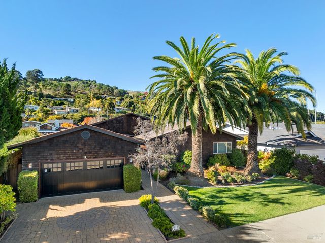 217 Jamaica St, Tiburon, CA 94920