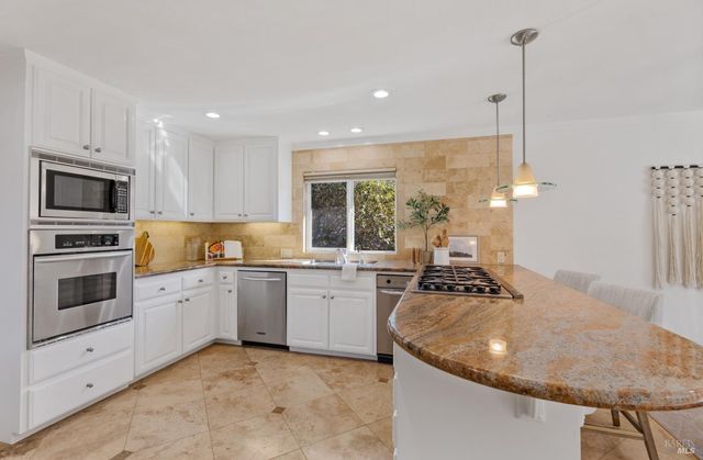 217 Jamaica St, Tiburon, CA 94920