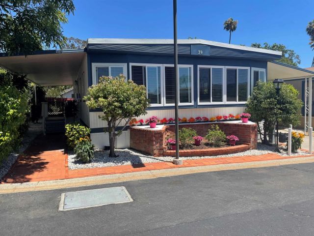 1120 East Mission RD 39, Fallbrook, CA 92028