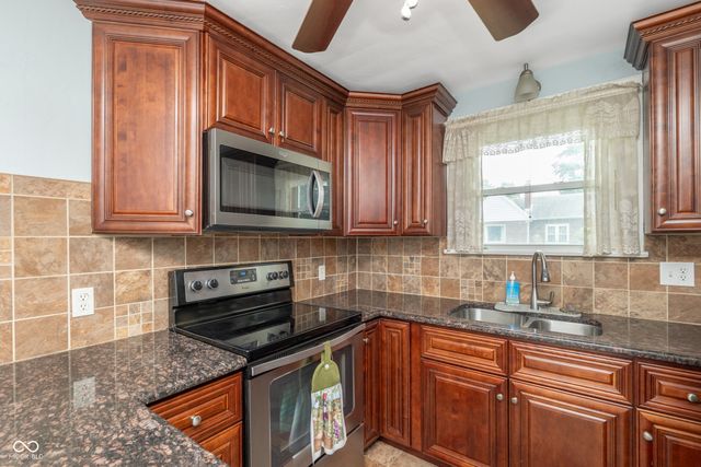 1102 N Riley Avenue, Indianapolis, IN 46201