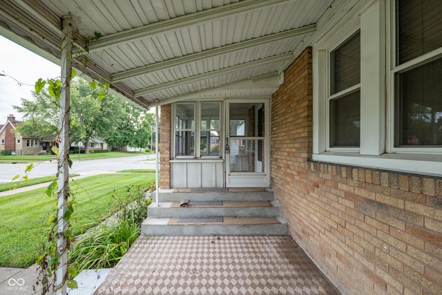 1102 N Riley Avenue, Indianapolis, IN 46201