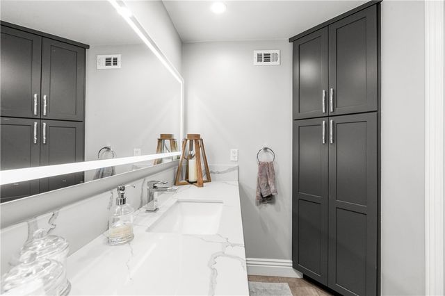 7920 E Tarma Street, Long Beach, CA 90808