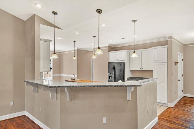 405 Dawnridge DR, Vinton, VA 24179