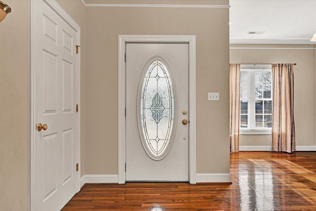 405 Dawnridge DR, Vinton, VA 24179