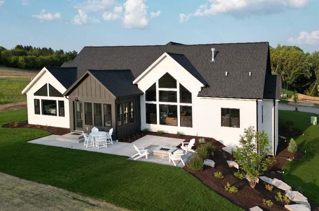 W253N5531 Crescent Hill DRIVE, Sussex, WI 53089