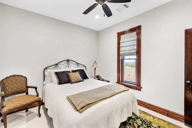 304 N Church Street, Pilot Point, TX 76258