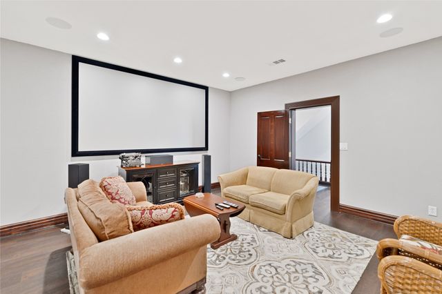 304 N Church Street, Pilot Point, TX 76258