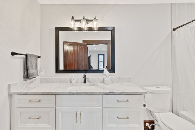 304 N Church Street, Pilot Point, TX 76258