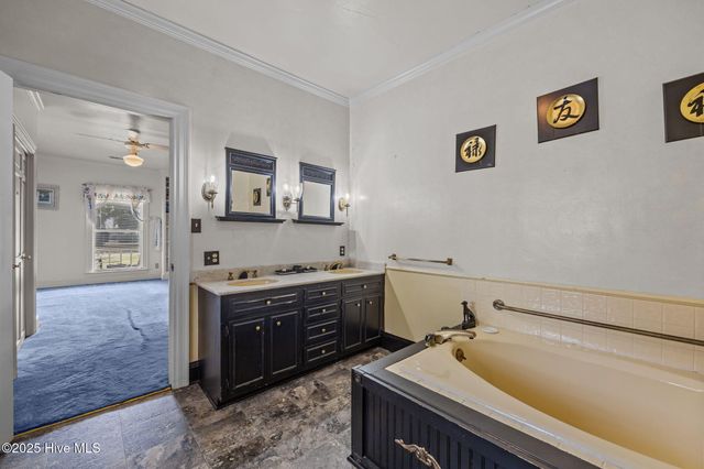 5980 May Boulevard, Farmville, NC 27828