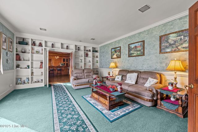 5980 May Boulevard, Farmville, NC 27828