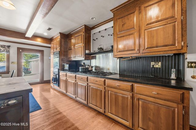 5980 May Boulevard, Farmville, NC 27828