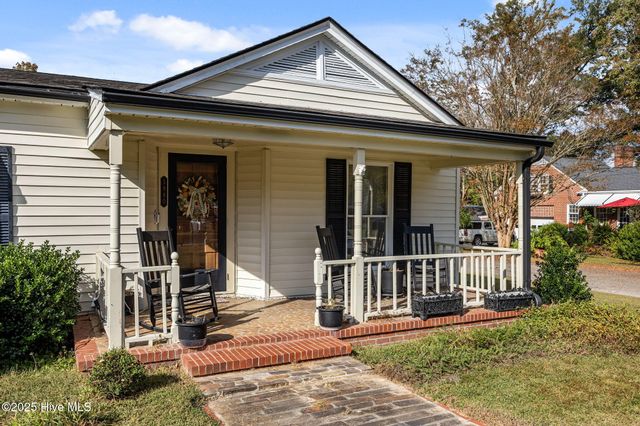 5980 May Boulevard, Farmville, NC 27828