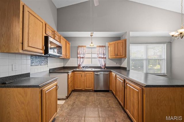 1316 Westbrooke Terrace Drive, Ballwin, MO 63021