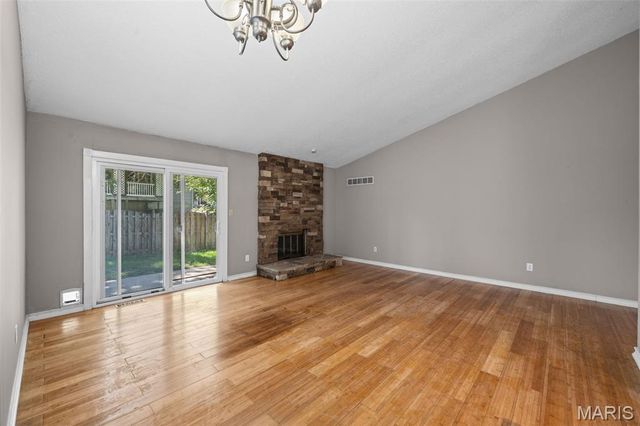 1316 Westbrooke Terrace Drive, Ballwin, MO 63021