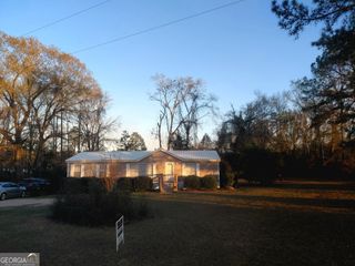 437 Burkhalter Circle, Claxton, GA 30417