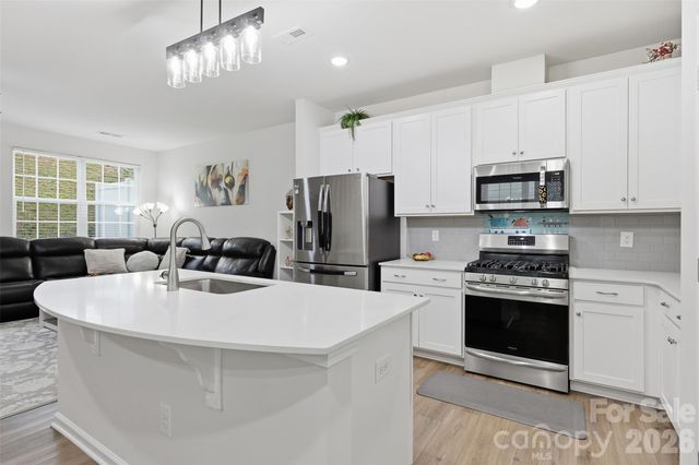 6029 Chelsea Oaks Ridge, Fort Mill, SC 29708