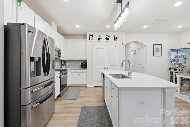 6029 Chelsea Oaks Ridge, Fort Mill, SC 29708