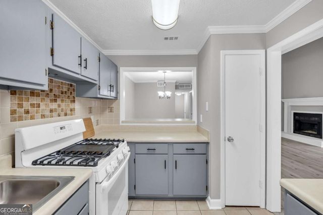 901 River Run Drive, Atlanta, GA 30350