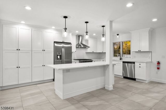 83 Raymond Ave, Nutley Twp., NJ 07110