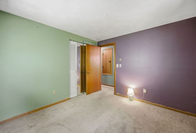 7 Buzzards Bay Dr, Plymouth, MA 02360