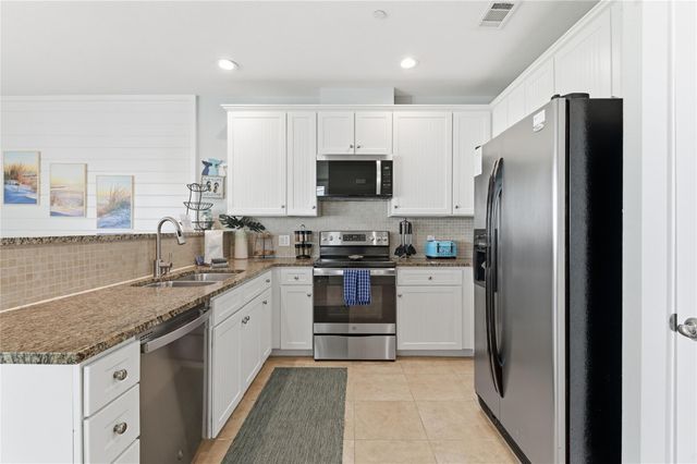 26441 Cat Tail Drive 303, Galveston, TX 77554