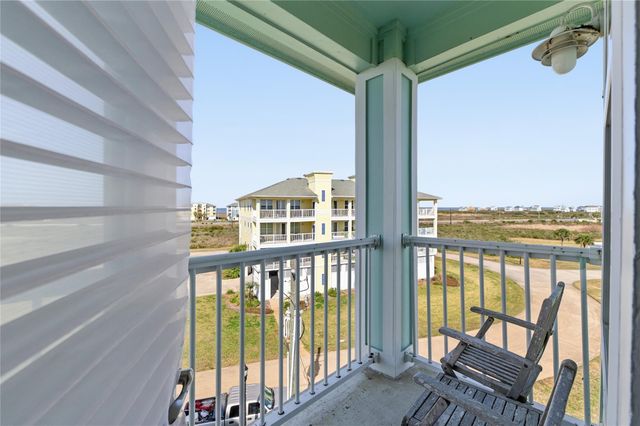 26441 Cat Tail Drive 303, Galveston, TX 77554