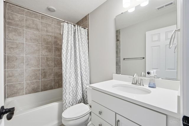 9412 Sunstone Drive, West Chester, OH 45241
