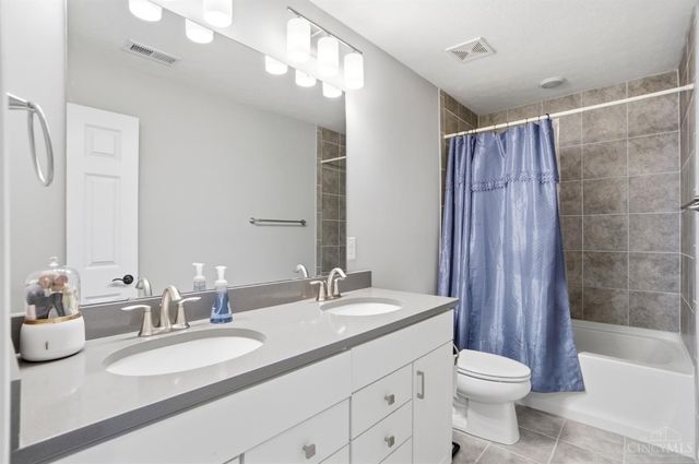 9412 Sunstone Drive, West Chester, OH 45241