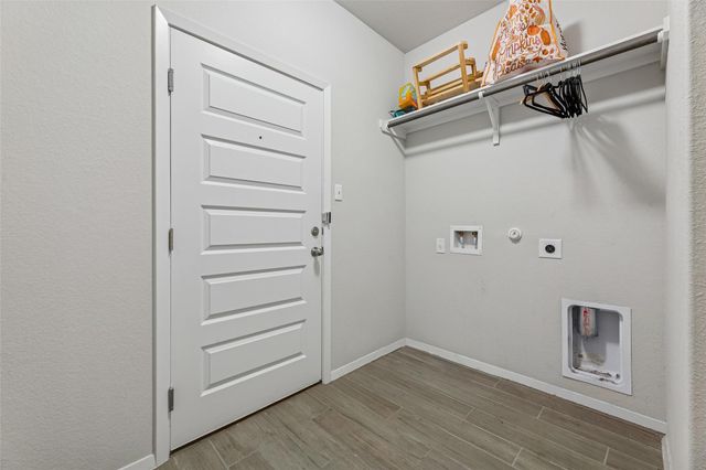 359 Spiny Lizard LN, San Marcos, TX 78666