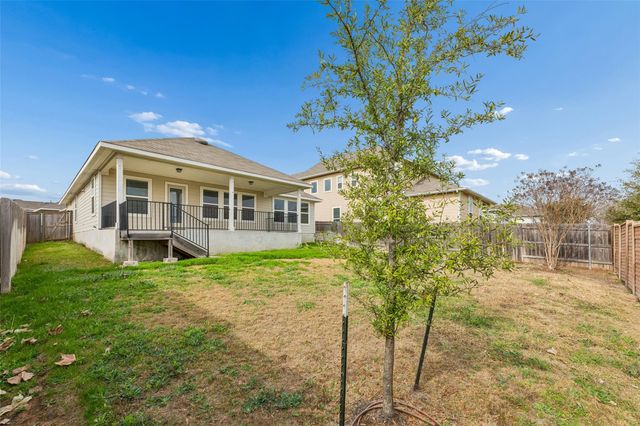359 Spiny Lizard LN, San Marcos, TX 78666