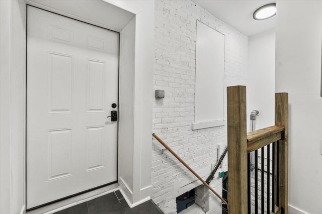 1463 Indianapolis Boulevard, Whiting, IN 46394