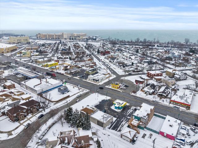 1463 Indianapolis Boulevard, Whiting, IN 46394