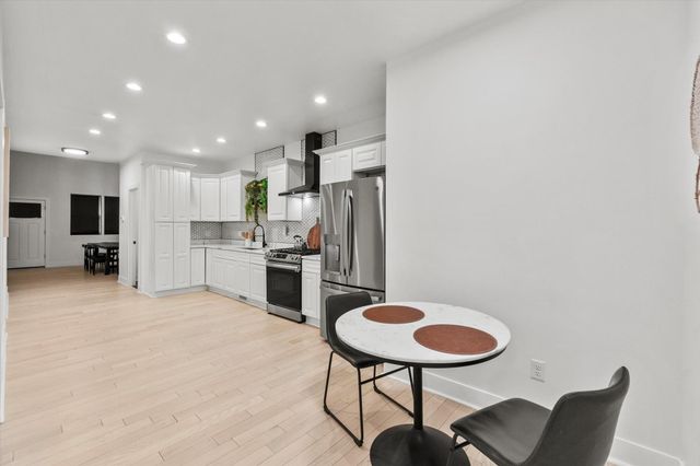 1463 Indianapolis Boulevard, Whiting, IN 46394