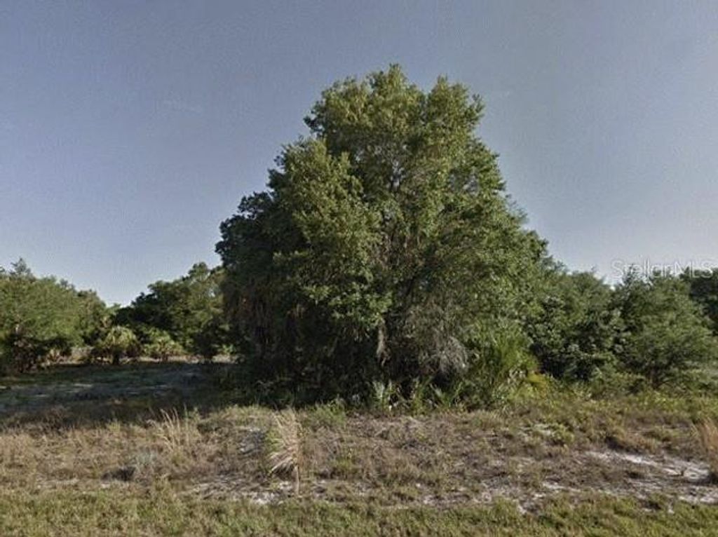 19212 STUDIO AVENUE, Port Charlotte, FL 33954