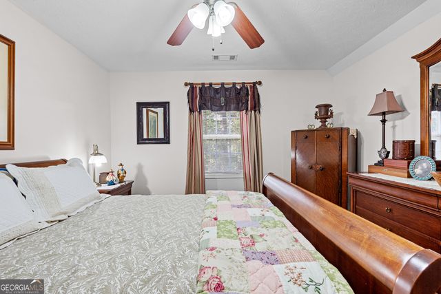 506 Riverside Drive, Lagrange, GA 30240