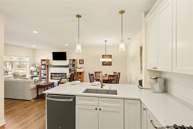 624 Boardwalk Lane, Dexter, MI 48130