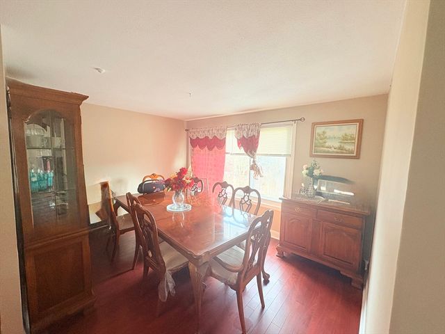 75-77 Colonel Bell Dr. 77-11, Brockton, MA 02301