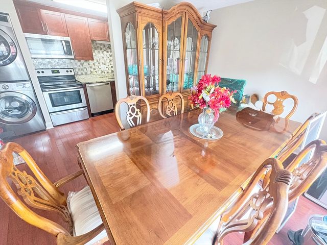 75-77 Colonel Bell Dr. 77-11, Brockton, MA 02301