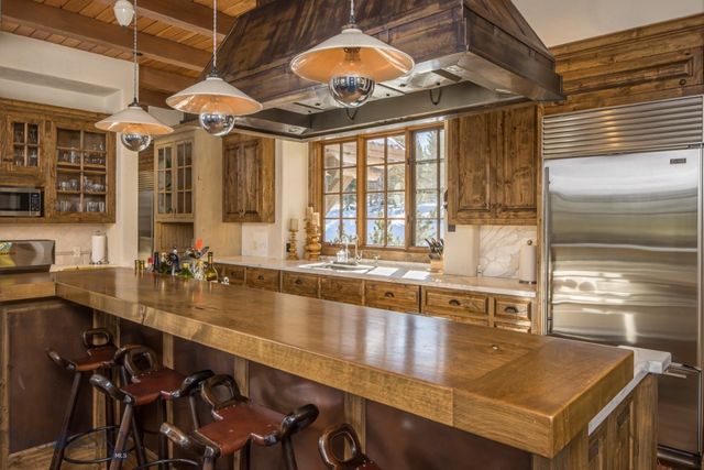 6 Latigo Road, Big Sky, MT 59716