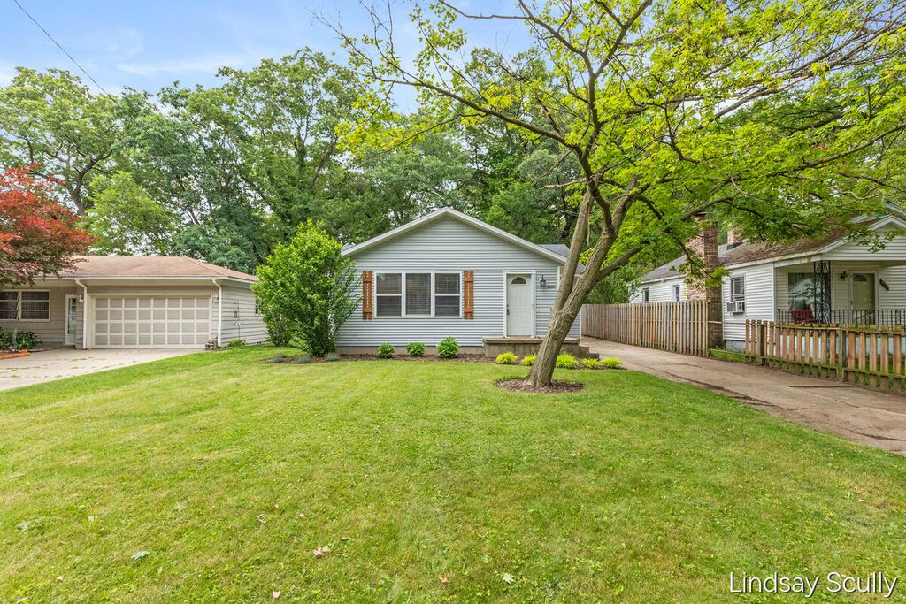 4914 Haughey Avenue, Wyoming, MI 49548