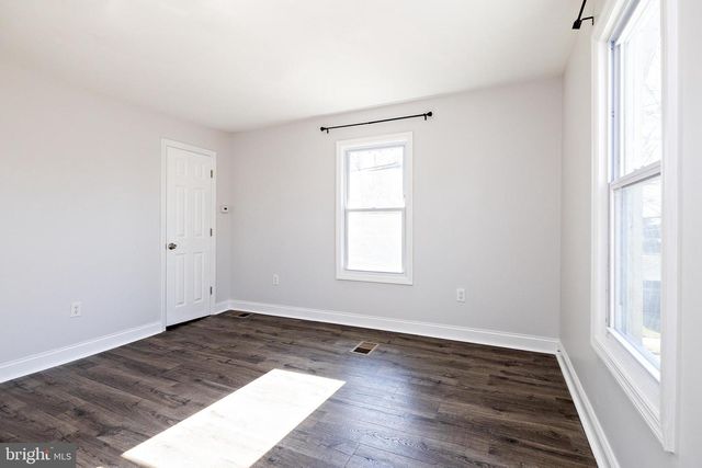 215 CONARD AVE, Collingswood, NJ 08108