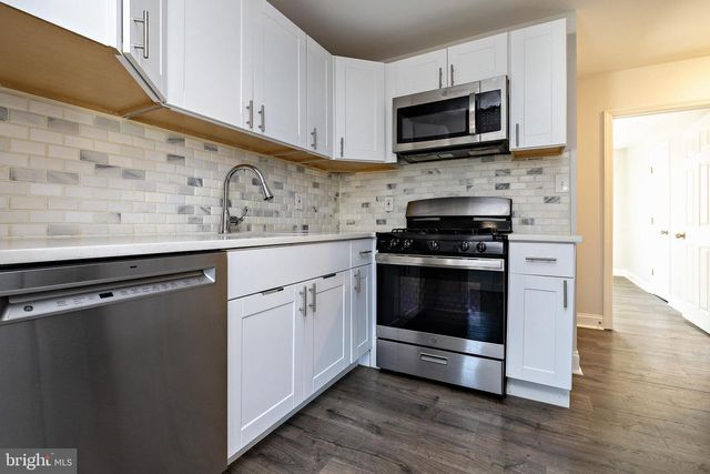 215 CONARD AVE, Collingswood, NJ 08108