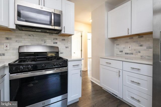 215 CONARD AVE, Collingswood, NJ 08108