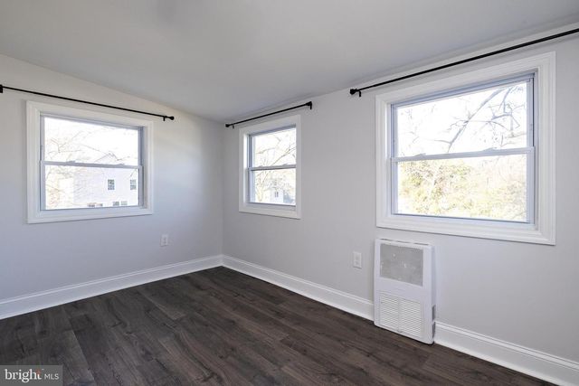 215 CONARD AVE, Collingswood, NJ 08108