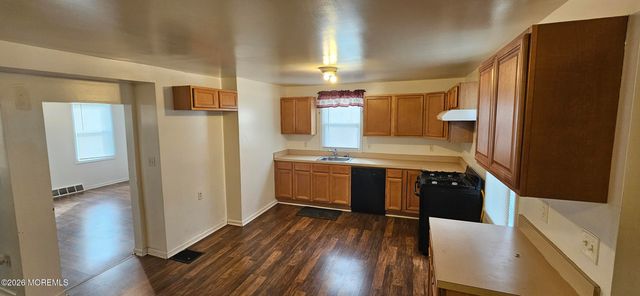 400 W Green Street, Millville, NJ 08332