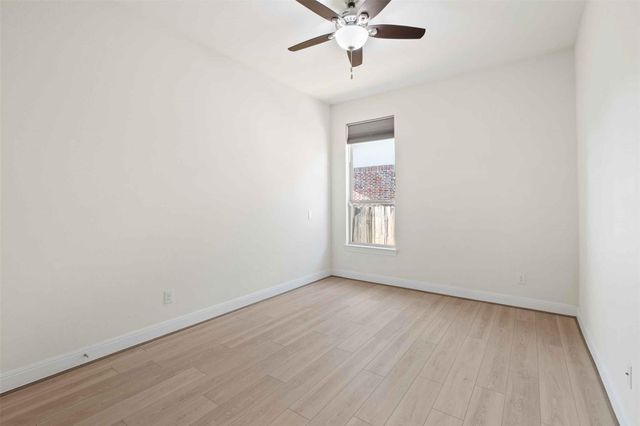 2601 Hudson LN, Leander, TX 78641